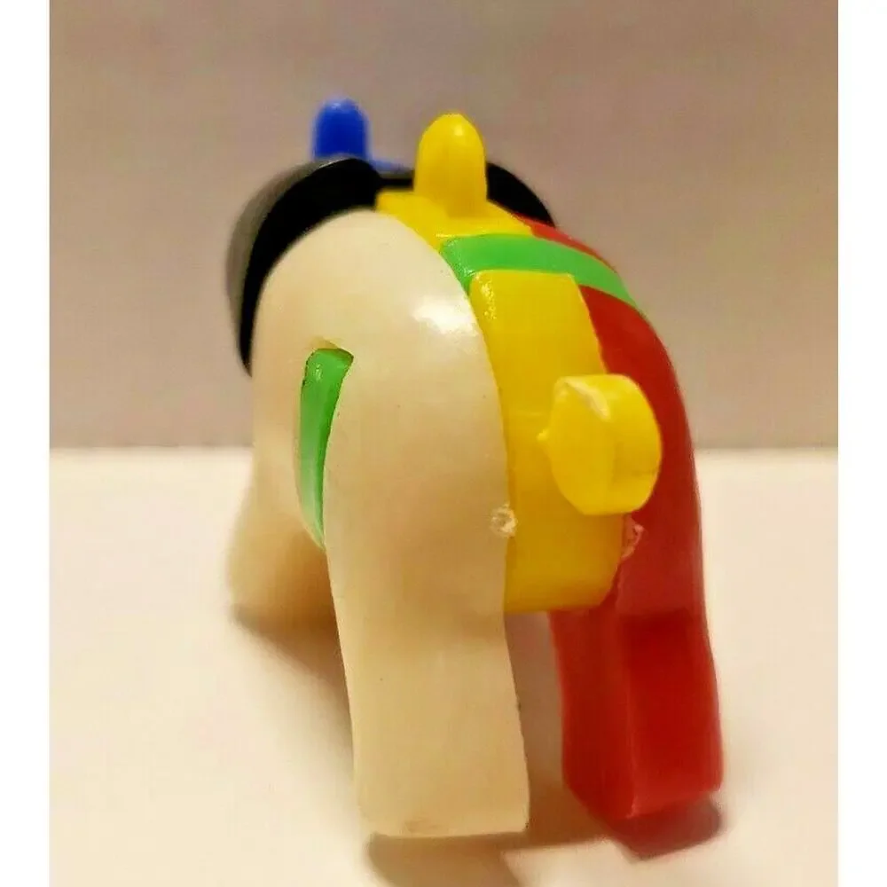 Vintage 1960s Plastic Keychain Puzzle Vending Charm Gumball Machine Elephant NOS